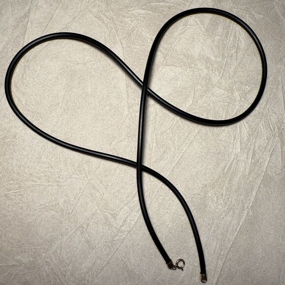23" Black Cord Necklace - Unisex | 925 Silver
Clasp Minimalist Great for Men - Picture 6 of 17